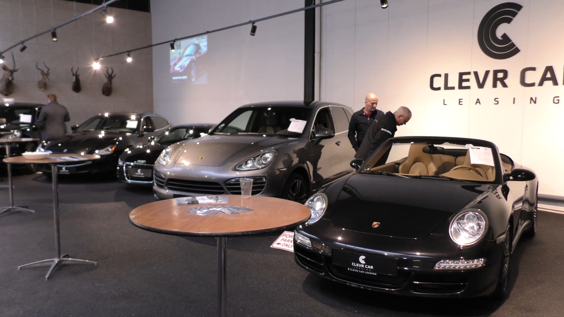 Stilvolle Leasing Auto Firma Bilder