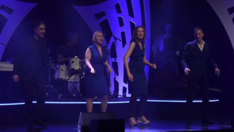 Grindsted Revyen klar til grin